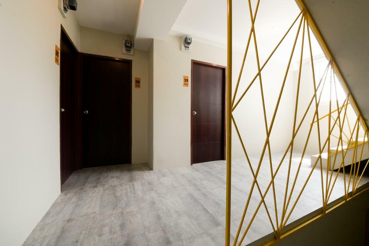 Oyo 347 Southside Residence Pattaya Exterior photo